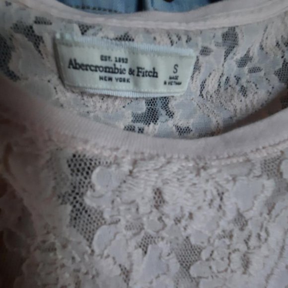 Abercrombie & Fitch Pink Floral Lace Scoop Neck 3/4 Sleeve Crop Top Size Small - Picture 6 of 6